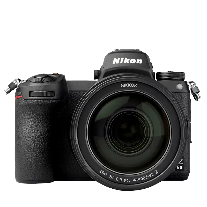 Nikon Z6 II + Nikkor Z 24-200 f/4-6.3 VR
