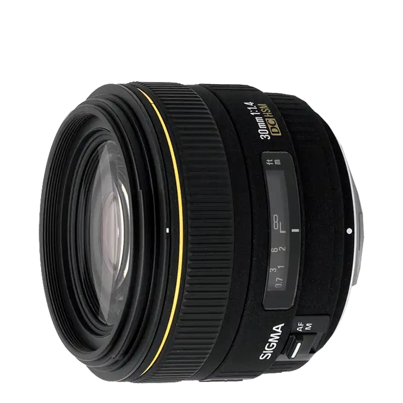 Sigma 30mm f1.4 EX DC (pre Nikon)