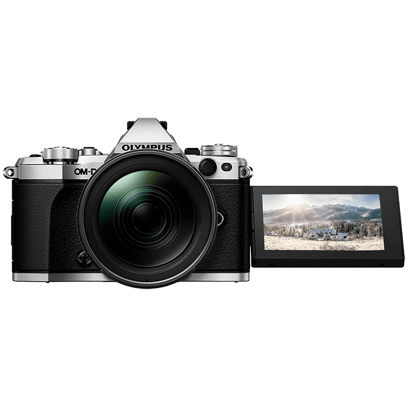 Olympus E-M5 Mark II + obj. 12-40mm Olympus E-M5 Mark II + obj. 12-40mm
