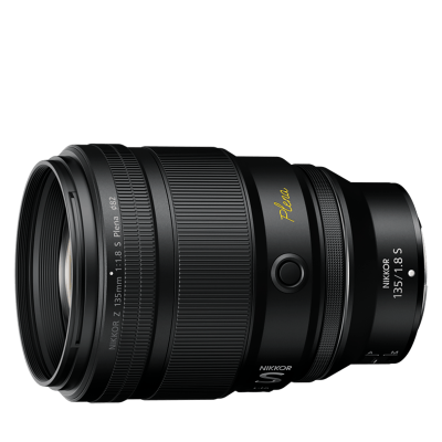 NIKKOR Z 135mm f/1.8 S Plena