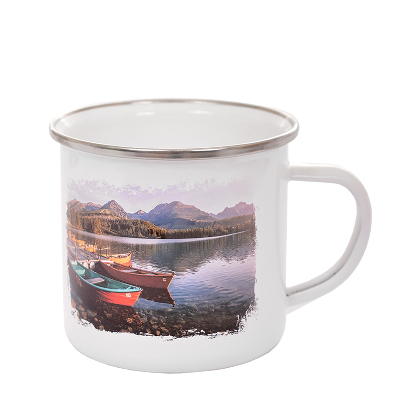 Plechovy smaltovany hrncek